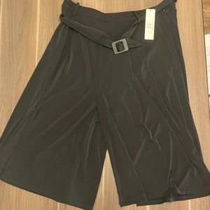 NWT Calvin Klein Everyday Wide Leg Capris Size 1x